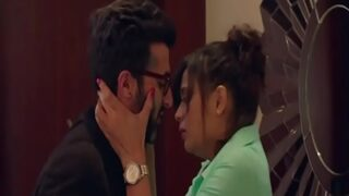 Sizzling Bollywood Beauty’s Ravishing Lip Lock