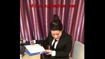 From Employee to Pet: A Submissive Journey Under the Female CEO’s Command