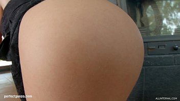 April Blue’s Intimate Encounter: A Raw and Uncut Gonzo Creampie Experience