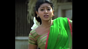 Steamy Tamil Starlet’s Sensual Soak