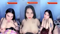 Angel99: Mengisap dan Menjilat Puting Payudaranya