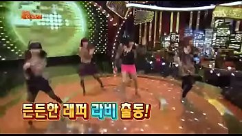 Korean performers in sizzling hot outfits at a comedy show, making you cum with laughter. #Xvideostbmécultura