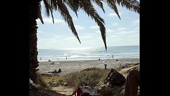 Alexey Panin’s Wild Ride: Sugar Nadya and Her Curvy Companion’s Nude Beach Escapade in San Diego
