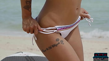 Sizzling Asian beauties Angel Constance and Maki Katana peel off their bikinis for a steamy show
