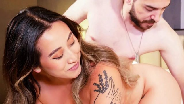 Wet Asian Queens Drench Peter’s Throne: Selene Sun’s Squirting Reign