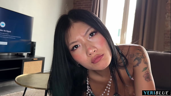 Caught My Chinese Stepsis Sending Nasty Pics
