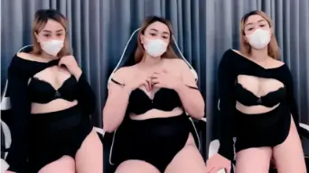 Dmx Dhea Pamer Tubuh Seksi Dan Sensual Yang Menggoda