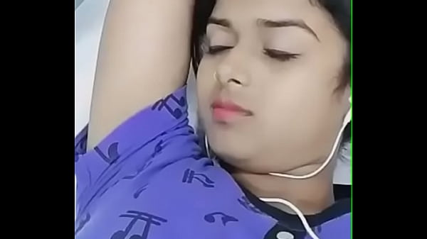 Bollywood Babe Sensual Scenes