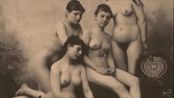 Naughty Confessions Of A Vintage Vixen’s Velvet Valley