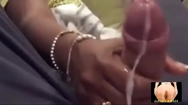 A Seductive Indian Milf’s Expert Hand Pleasure