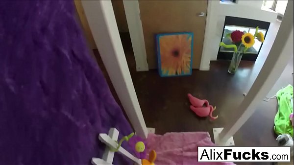 Solo Swing With Alix Lynx In Those Teeny Daisy Dukes