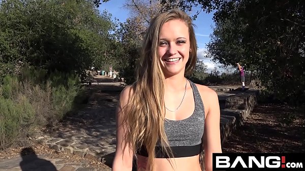Amateur Teen Keegan Kade Experiences Her First Climax