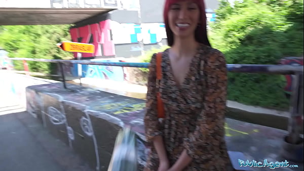 Hot Babe With A Juicy Ass And Dripping Pussy Fucks In Public