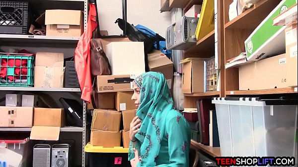 Arab Shoplifting Teen Gets A Hardcore Punishment From Security
