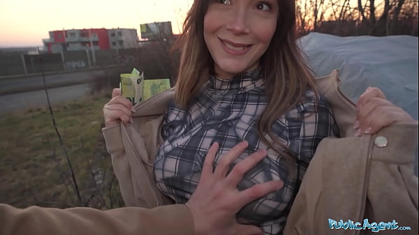 Public Agent: Fiery Venezuelan Vixen Takes Cash For Risky Public Blowjob And Fuck