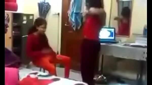 रातों की मस्ती और हॉस्टल की हंसी