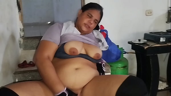 Curvaceous Colombian Beauty, Fresh From The Gym, Pleasures Herself To A Powerful Climax
