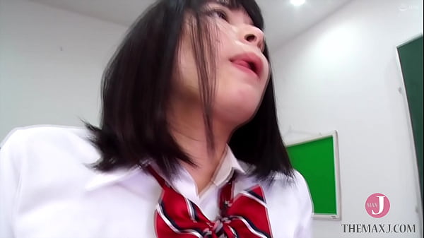 魔性の痴女スクールガール～巨尻でド変態教師たちを性調教する淫乱女子○生・丘えりな フリー1【agav031】