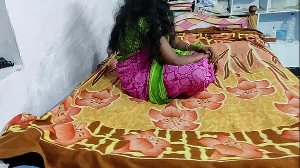 Youranitha – Desi Hot Wife Gets A Homemade Body Massage With A Veggie Sliding Deep Inside Her Wet Pussy