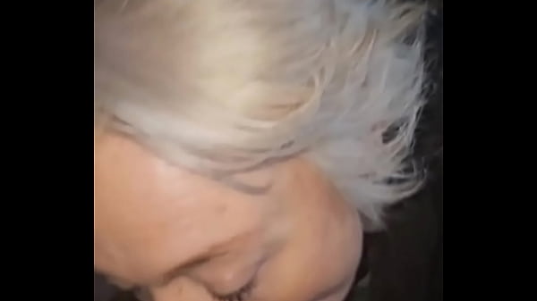 Reine De La Pipe : Une Compilation Torride En Plein Air Et Bien Plus Encore
