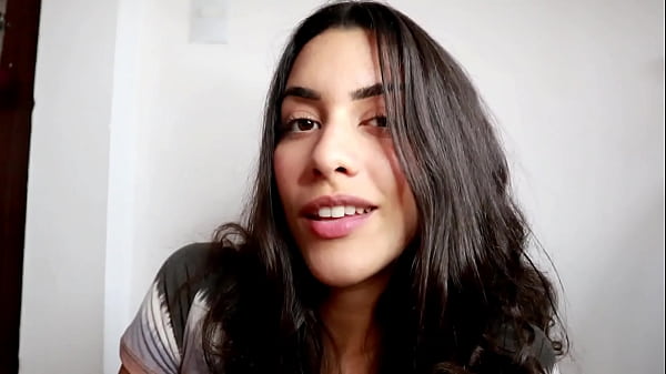 “joi: Pleasure Yourself With My Rear – Spanish & English Audio Guide”
