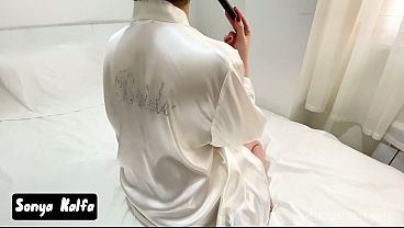 Voluptuous Arab Bride Tempts Her Stepfather