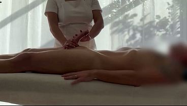 Unleashed Ecstasy: A Caucasian Gentleman’s Explosive Release At An Asian Massage