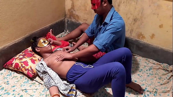 Passionate Indian Bhabhi’s Steamy Encounter With Her Devar While Husband Is Away