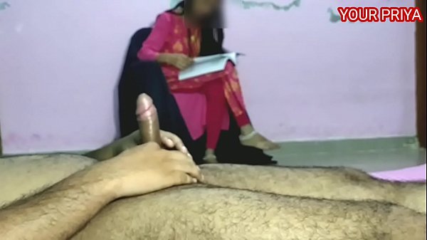प्रियतमा को मनाकर उसकी गांड में लंड ठोका