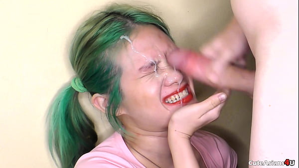 Desperate For Fame, She Seduces Her Stepfather For Social Media Clout