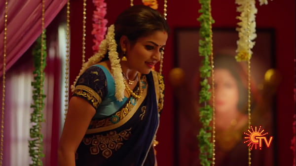 Nandhini’s Nithya Ram Sizzles With Seductive Moves And Cleavage Display