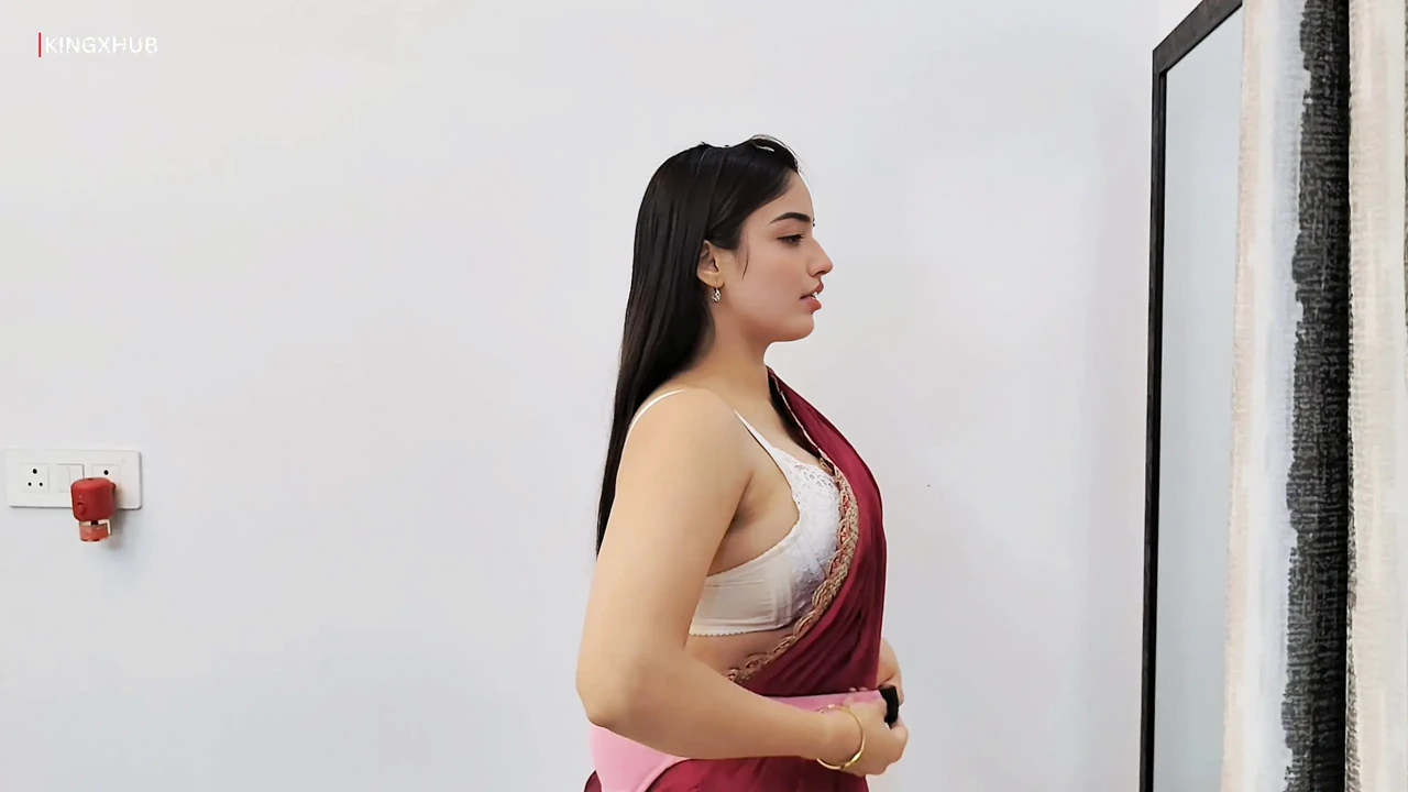 Sweety Bhabhi Sex With Blinkit Delivery Boy, Full Hindi Video