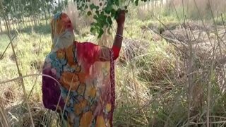 Desi Farm Fun: Sasur And Bahu’s Hot Outdoor Encounter