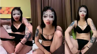 Kak Novita Ngangkang Lebar Sambil Colmek Tipis-tipis, Bikin Mimpi Basah