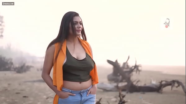 Desi Babe Strips Down For A Hot, Steamy Photoshoot