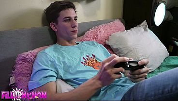 Raw Anal Fucking With My Hot Brazilian Stepmom