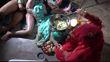 Xxx Kitchen Ki Gandi Step Mom, Indian Kitchen Mein Desi Step Mom Ki Sexy Video, Hindi Mein Desi Step Mom Ka Erotic Maza