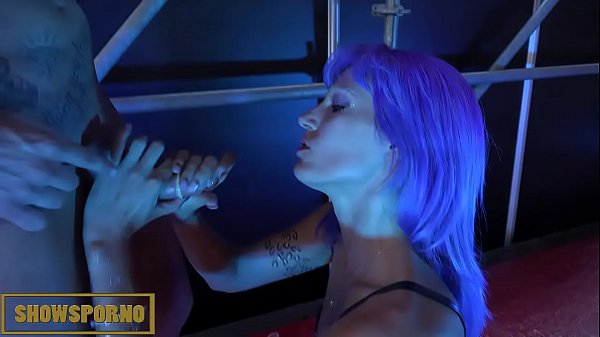 Public Slut Babe Deepthroats A Guy For Everyone To See