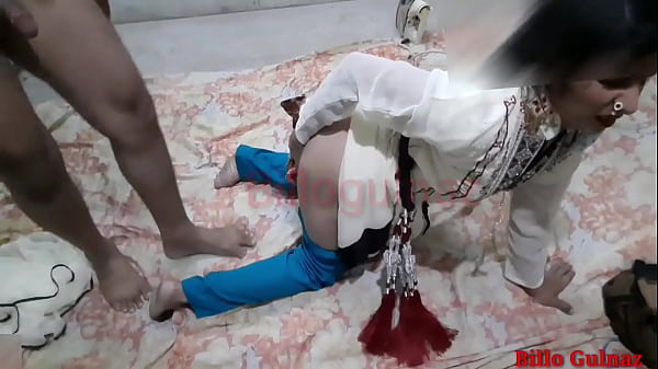 Hot Indian Village Couple Fucking Hard In Desi Sex Videos With Hindi Audio