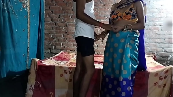भाभी ने देवर के साथ मस्ती में किया गरमागरम सेक्स