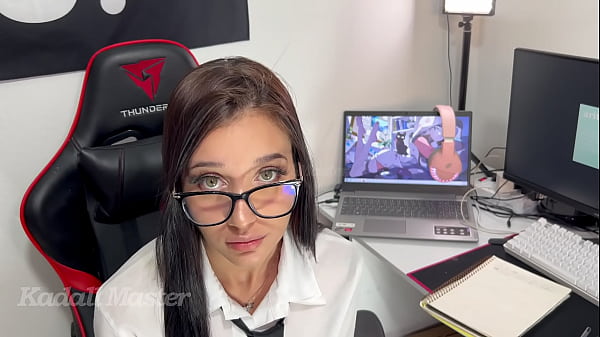 Vazou O Vídeo Quente Da Aluna Fodendo A Professora Pra Garantir A Nota.