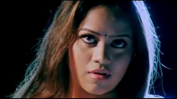 Lesbian Hindi: जब दो औरतें प्यार की आग में जलती हैं, हिंदी में बेहद गरम और जोशीला मिलन।