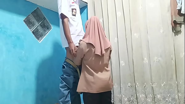 Murid Ngewe Guru Cantik Pas Pulang Sekolah, Makin Seru Di Dalam Kelas Kosong
