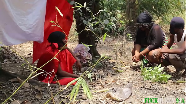 A Village Slay Queen Got Rammed Hard By The Prince In The Bushes