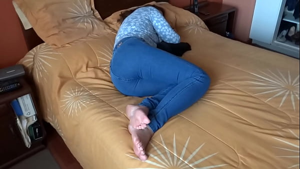 Stepmom Soaked In Wet Dreams, Fingering Herself Wild Until A Massive Load Sprays Across Her Tits