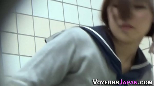 Watch This Horny Japanese Teen Flick Her Little Bean Until It Drips